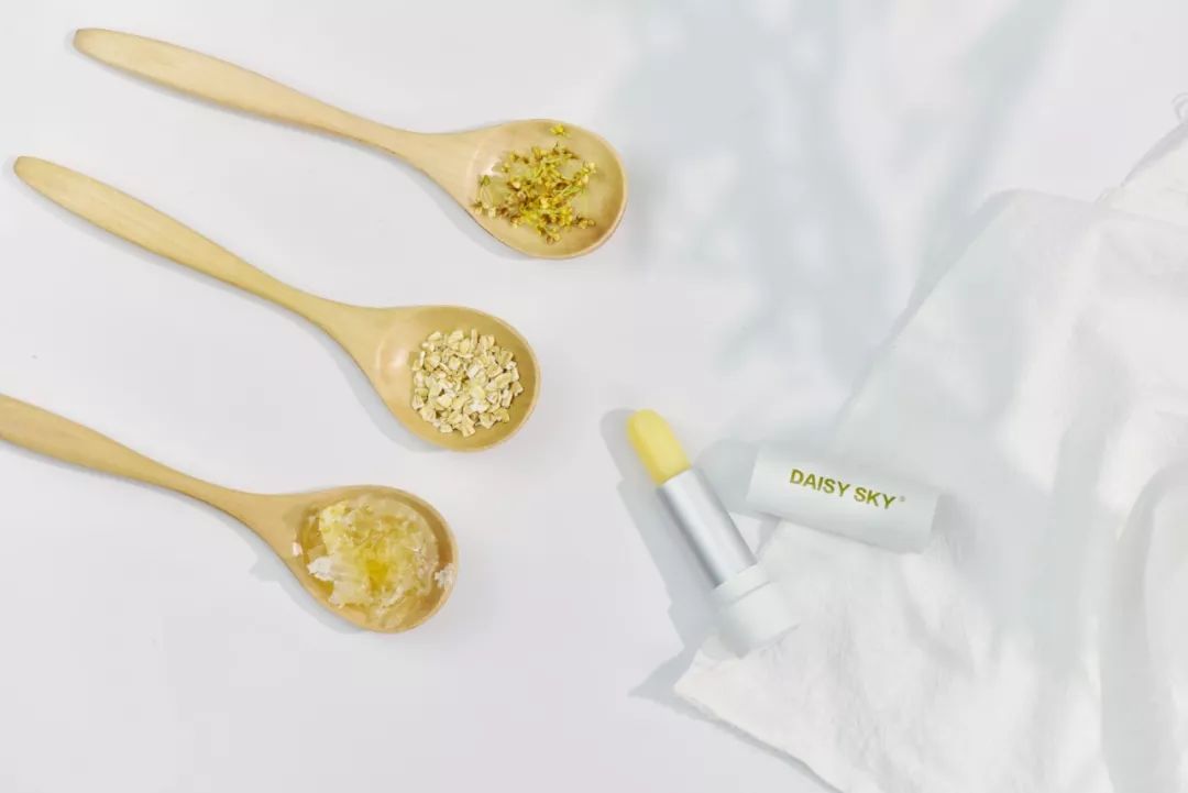 “唇膏买错会致癌！”：选东西，一定要看成分