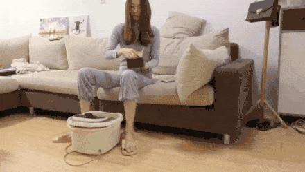 秋冬泡脚有多重要,秋冬季节最适合什么泡脚