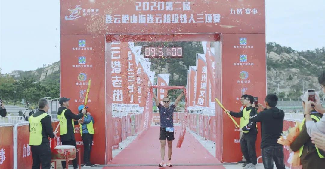 回顾中国疫情三年,2分钟回顾中国疫情三年