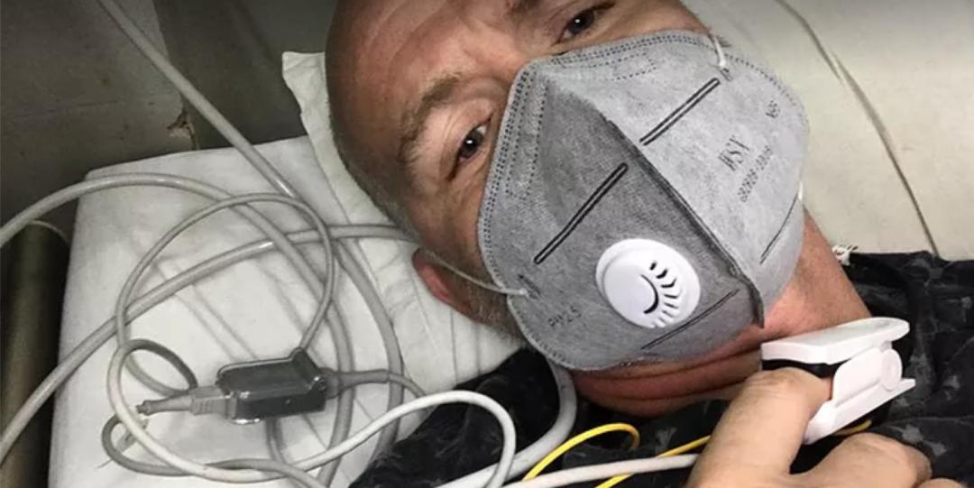 残遭登革热、疟疾、新冠轮番洗劫英国男子,又被眼镜蛇咬了