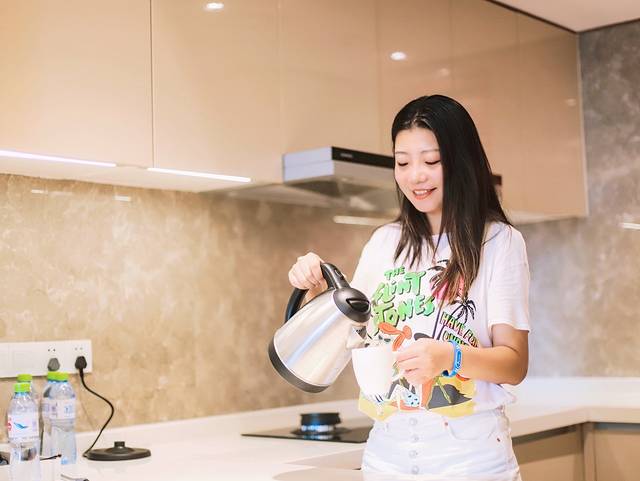 三亚海棠湾希尔顿攻略,三亚湾亚龙湾旅游攻略