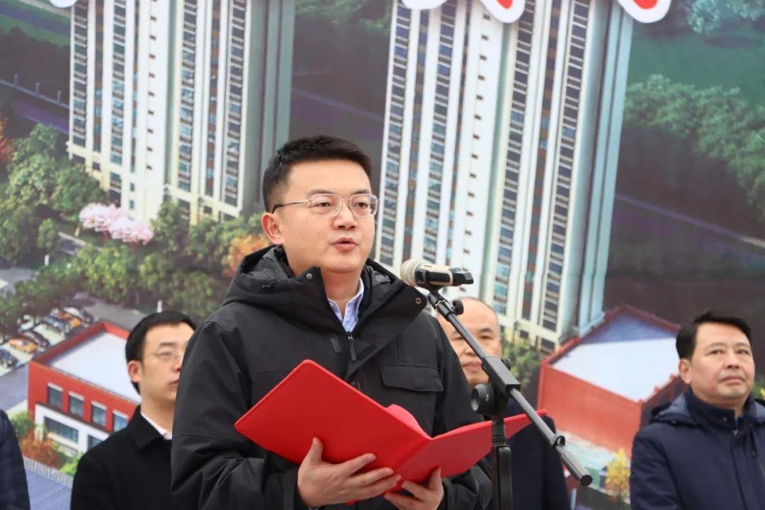 南县五环时代全民健身中心周年庆,南县五环时代健身中心东的建设