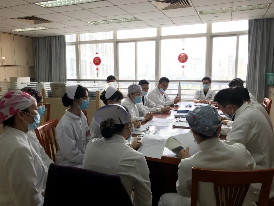 【警惕】耄耋老人患巨大肾癌，佛中医泌外团队3D腹腔镜微创治愈