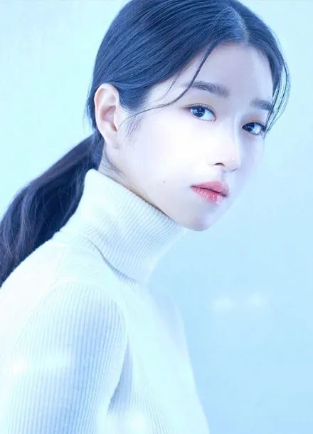 钻石美貌,欧化了TiffanyYoung真像韩艺瑟和徐睿知的合体