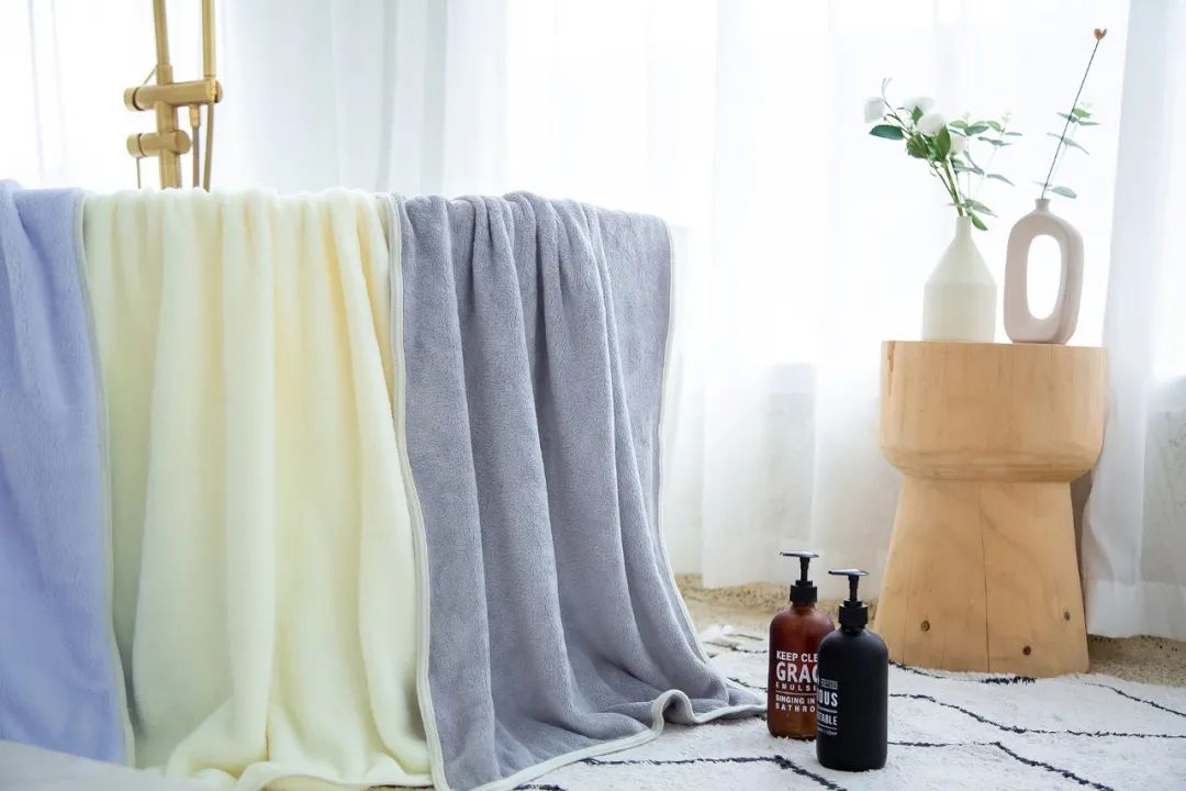 很会吸水的浴巾,冬天浴巾吸水性超强不掉毛