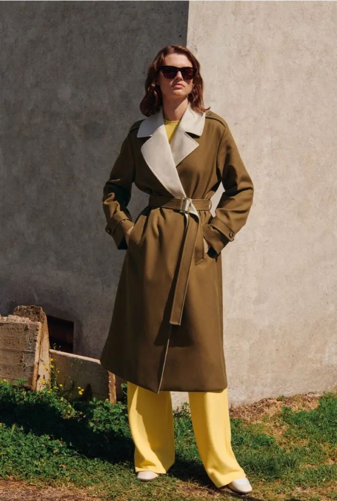 双面羊绒大衣为啥很贵,穿上羊绒大衣一定很好看