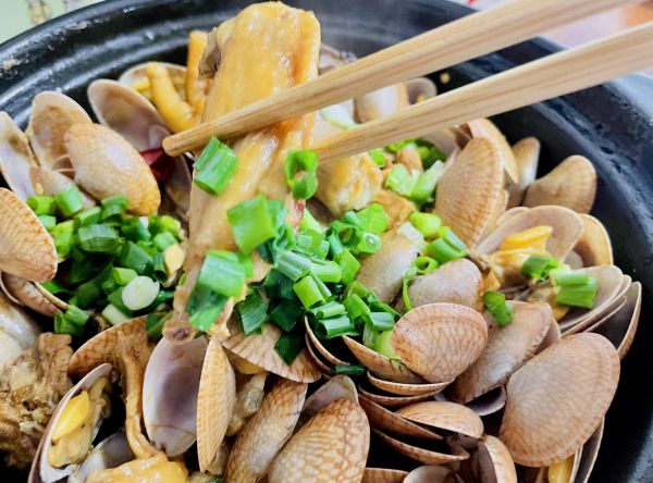 花甲鸡的正宗做法大全集,鲍鱼虾花甲鸡煲汤的正宗做法