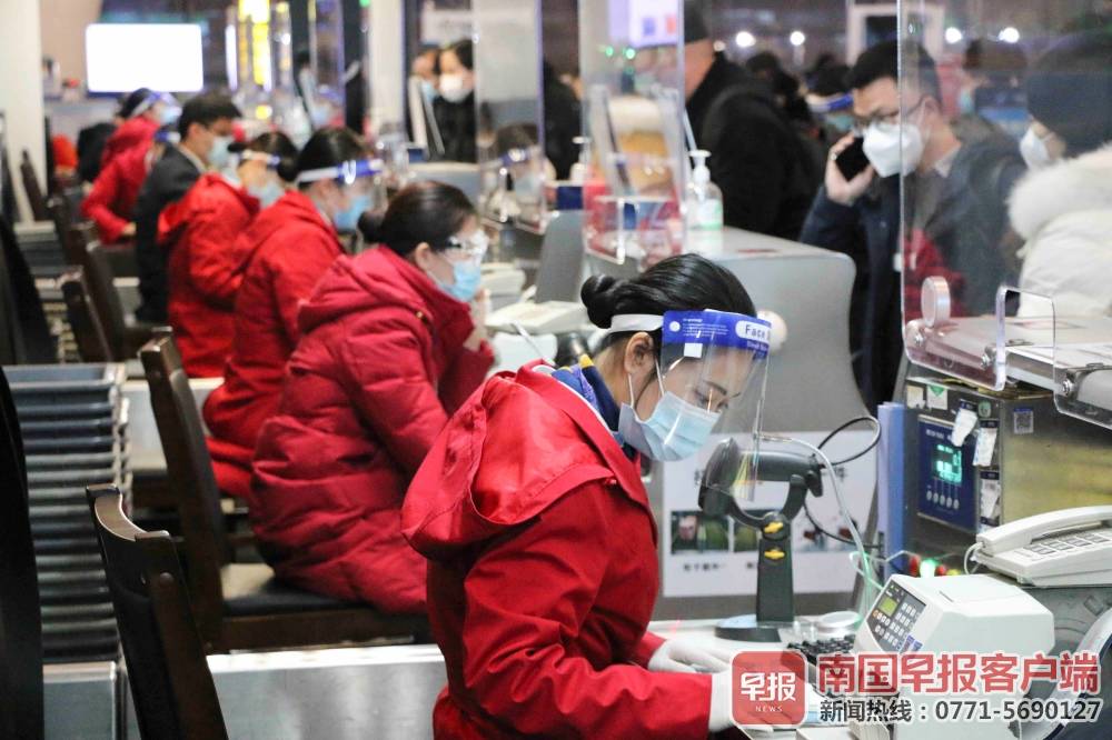 节后飞往三亚机票价格低,节后机票价格大跳水在哪买