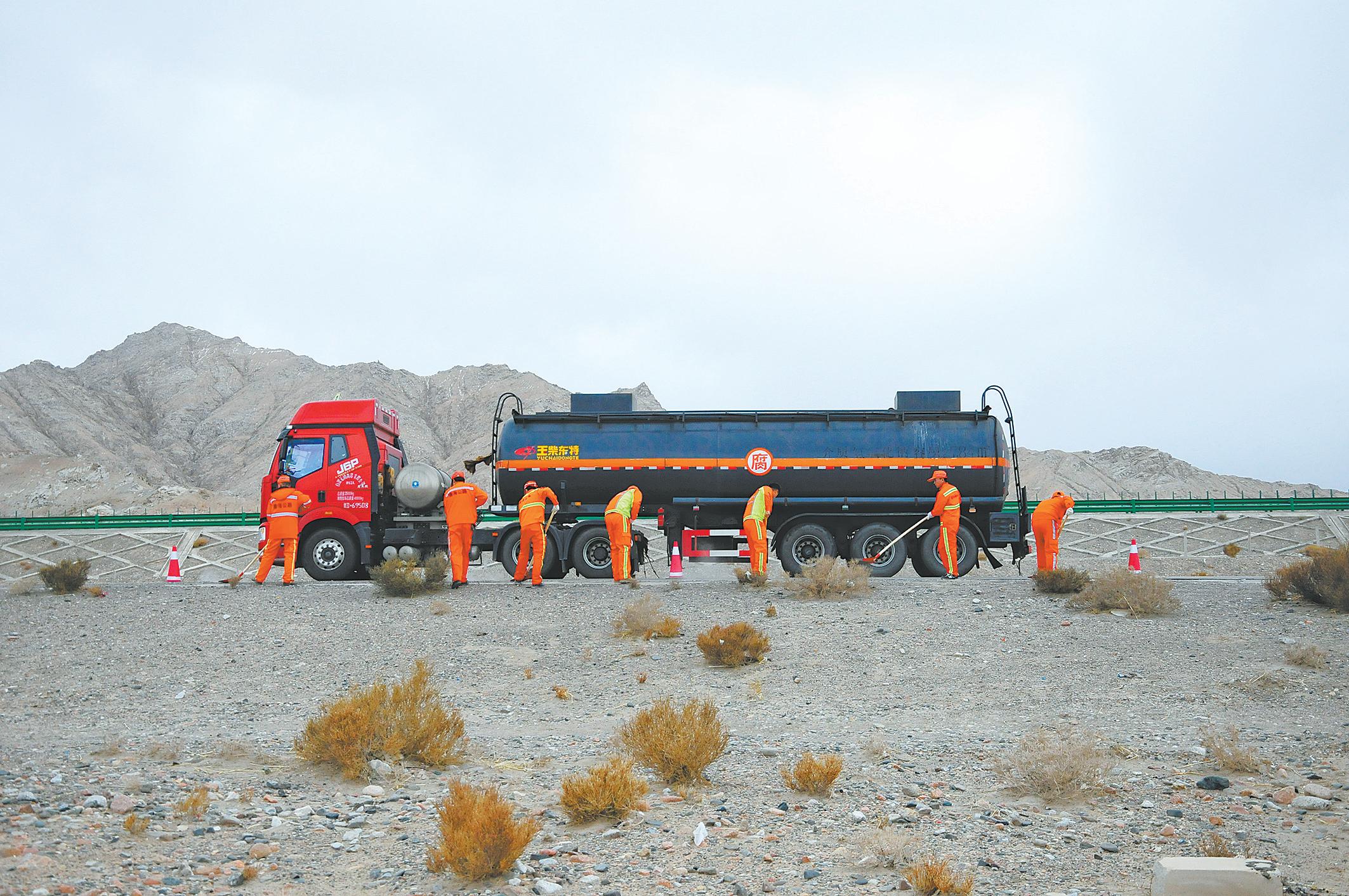70年来，他们这样唤醒沉睡的“聚宝盆”——来自柴达木的一份创业报告