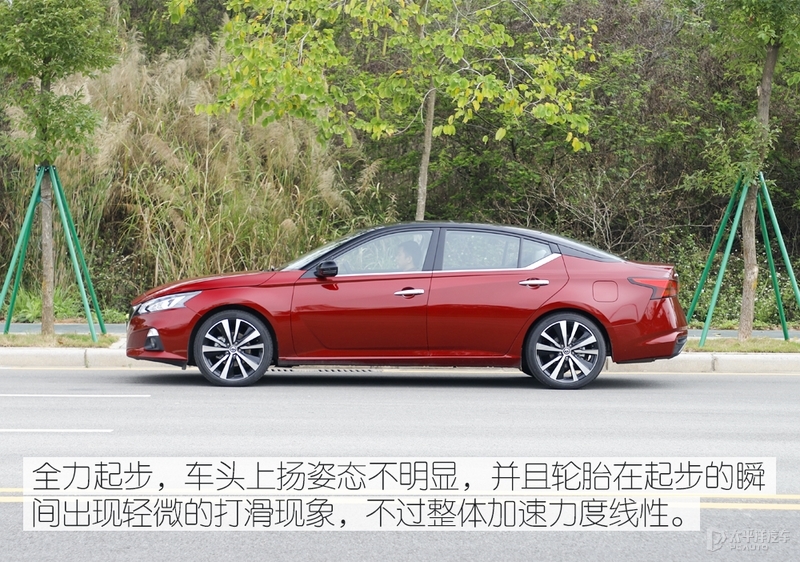 天籁这款车值得入手吗,合资的汽车有一款看着非常帅