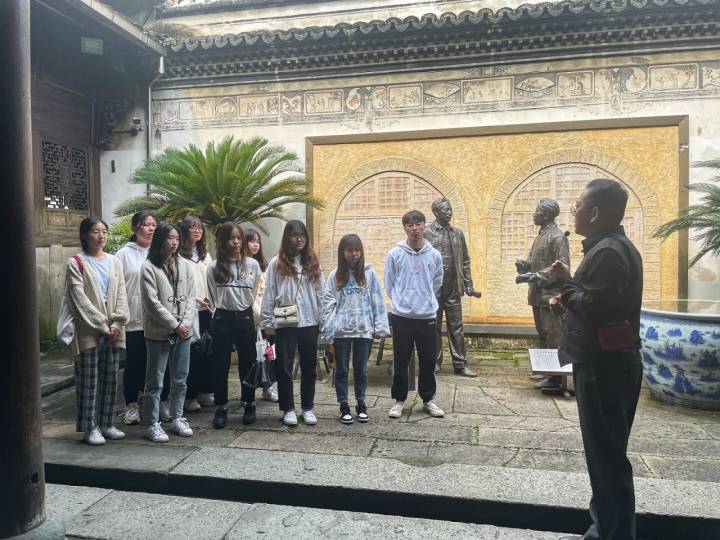 上海财经大学浙江学院：让世界听到中国的声音