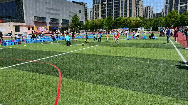 校园体育资讯｜“小脚丫大世界”，西湖区幼儿足球这样玩
