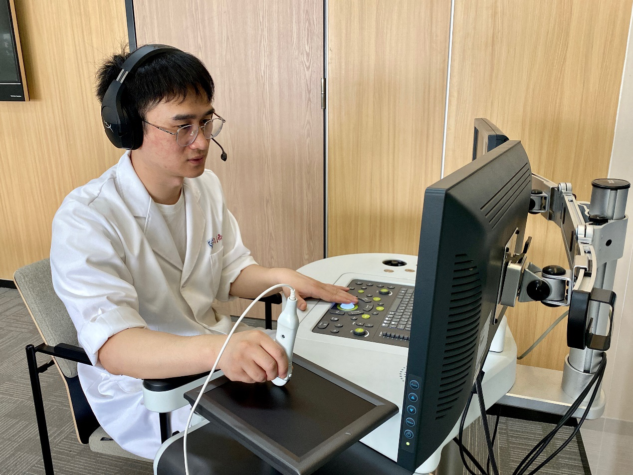 数百里外“悬丝诊脉” ，上海十院5G远程超声机器人“云义诊”到浙江安吉