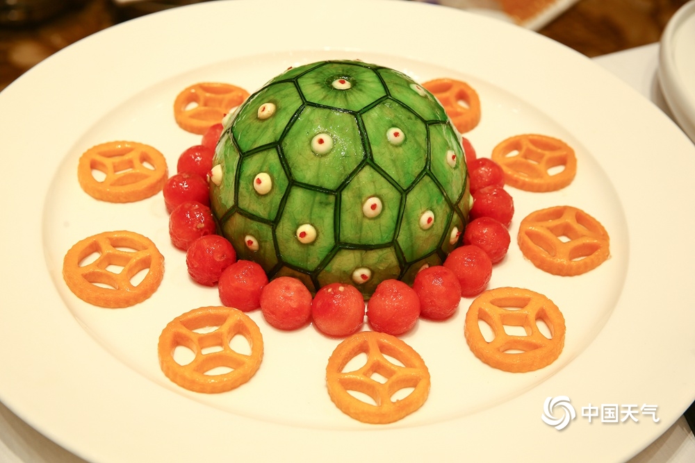 西瓜的花式切法吃法,教你西瓜瓜内打汁吃法