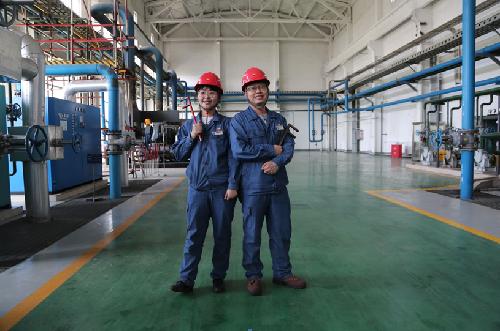 我们的新年工装,我们的工作服好看吗