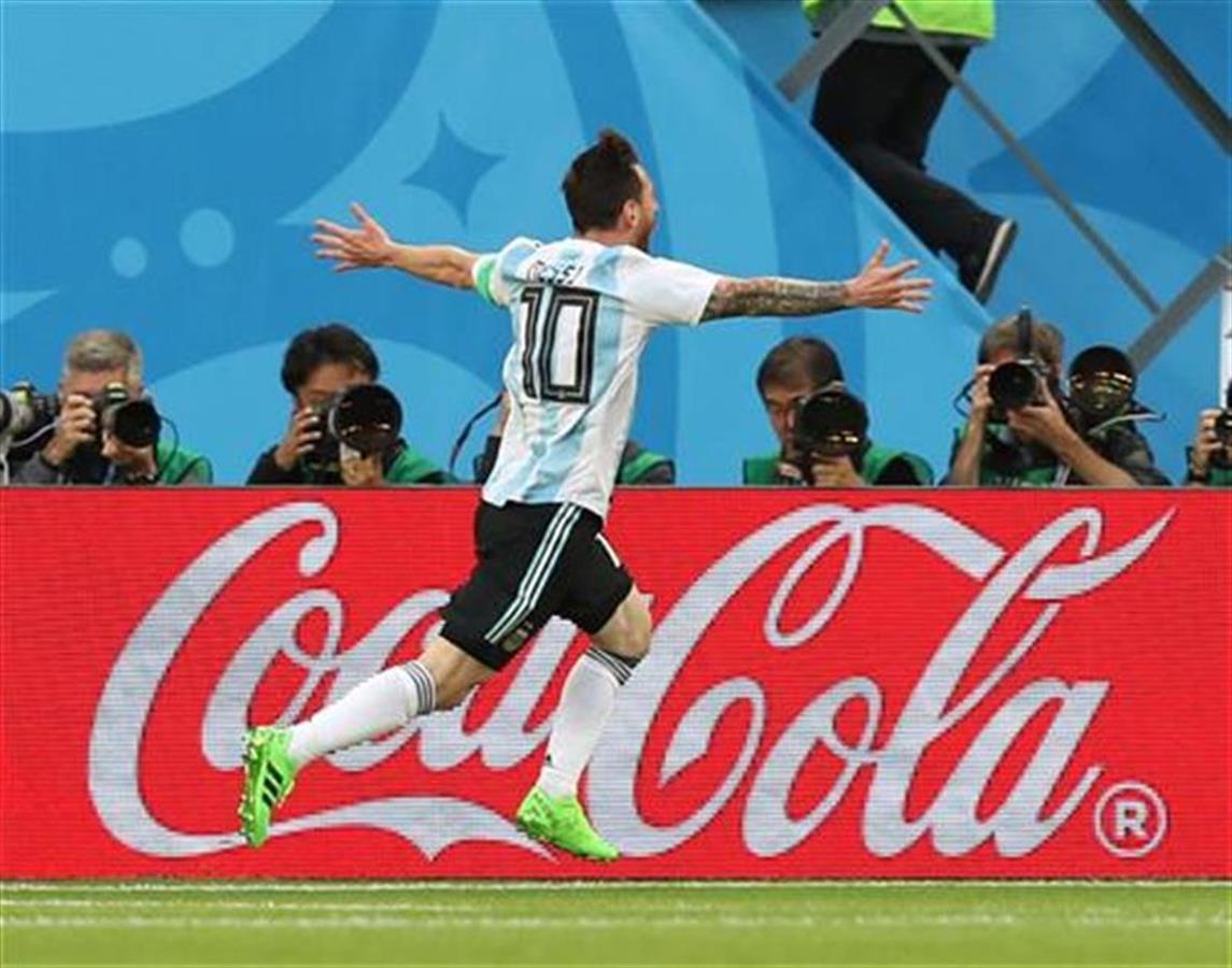 阿根廷战胜巴西连刷6项纪录,阿根廷对战墨西哥梅西进球