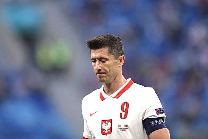 无锋解析,波兰队将战斯洛伐克阵容