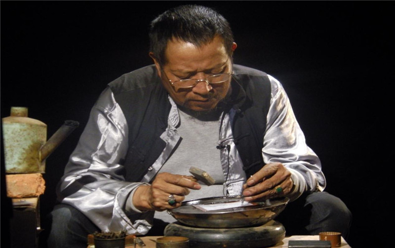 红河非遗文化有哪些,云南乌铜走银非遗传承人