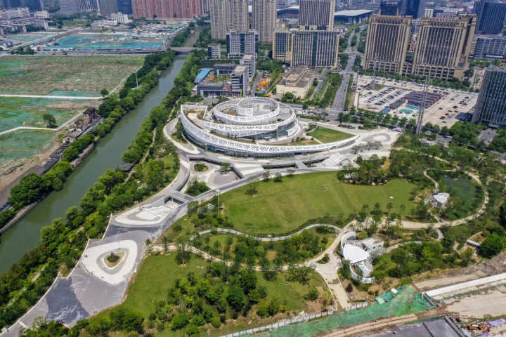 浪漫潮范,大草坪成了杭城文化活动的人气担当