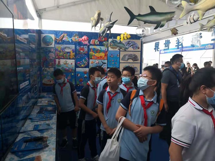 科达小学海洋意识教育在全省“向海而生”蓝色海洋教育活动中进行成果展示
