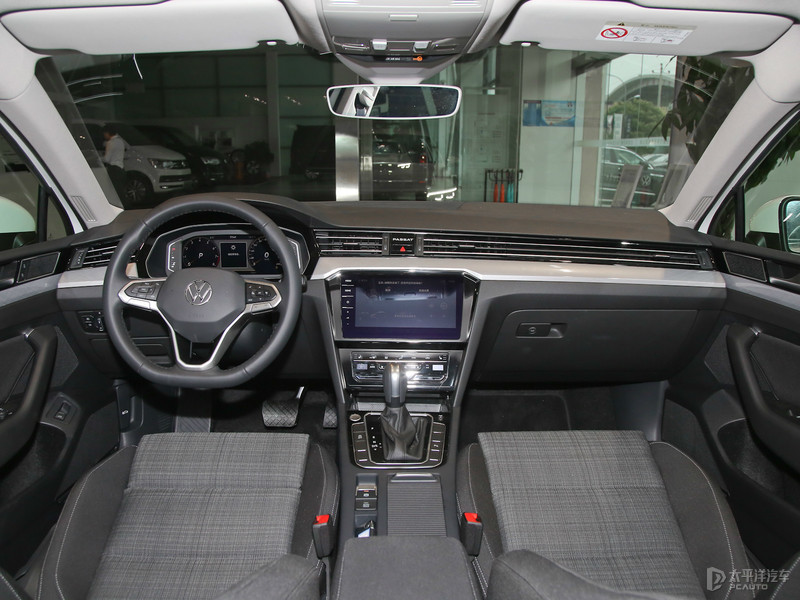 新款起亚嘉华实车曝光,2022丰田皇冠陆放豪华版图片