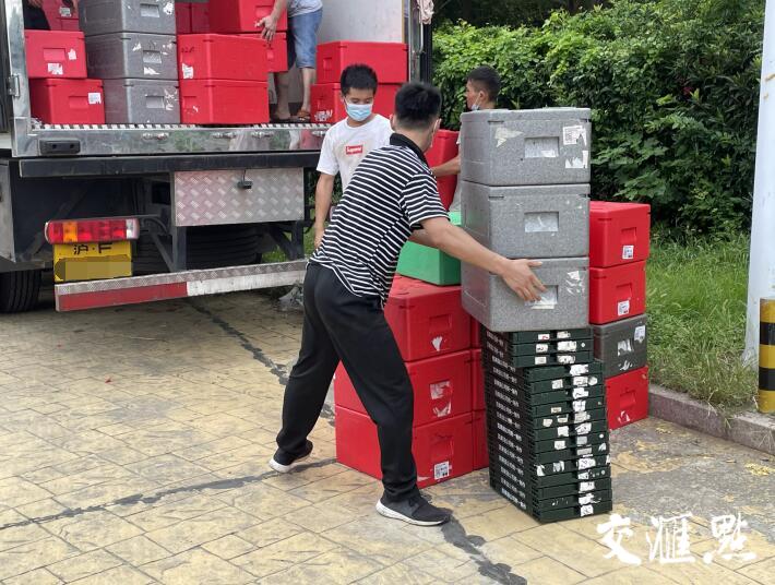 扬州民生物资车辆的“进城之路”:“大动脉”日渐畅通“微循环”仍有堵点