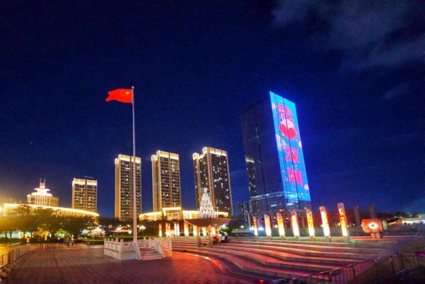 一场视觉盛宴灯光秀,一场视觉盛宴感受光与影的结合