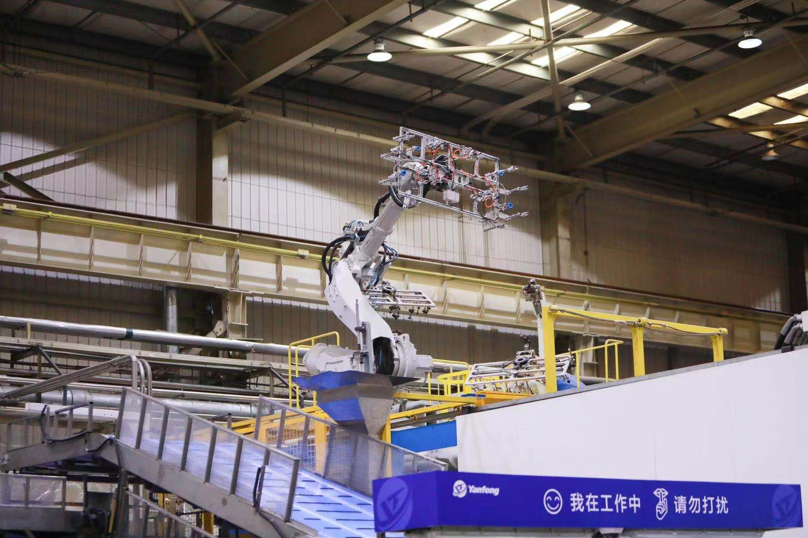 把中国智慧向全球复制!实地探访上海这家汽车配件公司的“数字驱动力”,揭开它成为全球顶级企业的秘密