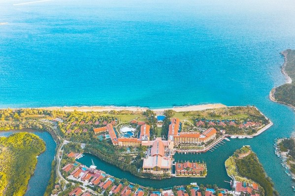 三亚亚龙湾瑞吉度假酒店价格,三亚亚龙湾瑞吉度假酒店圣诞节