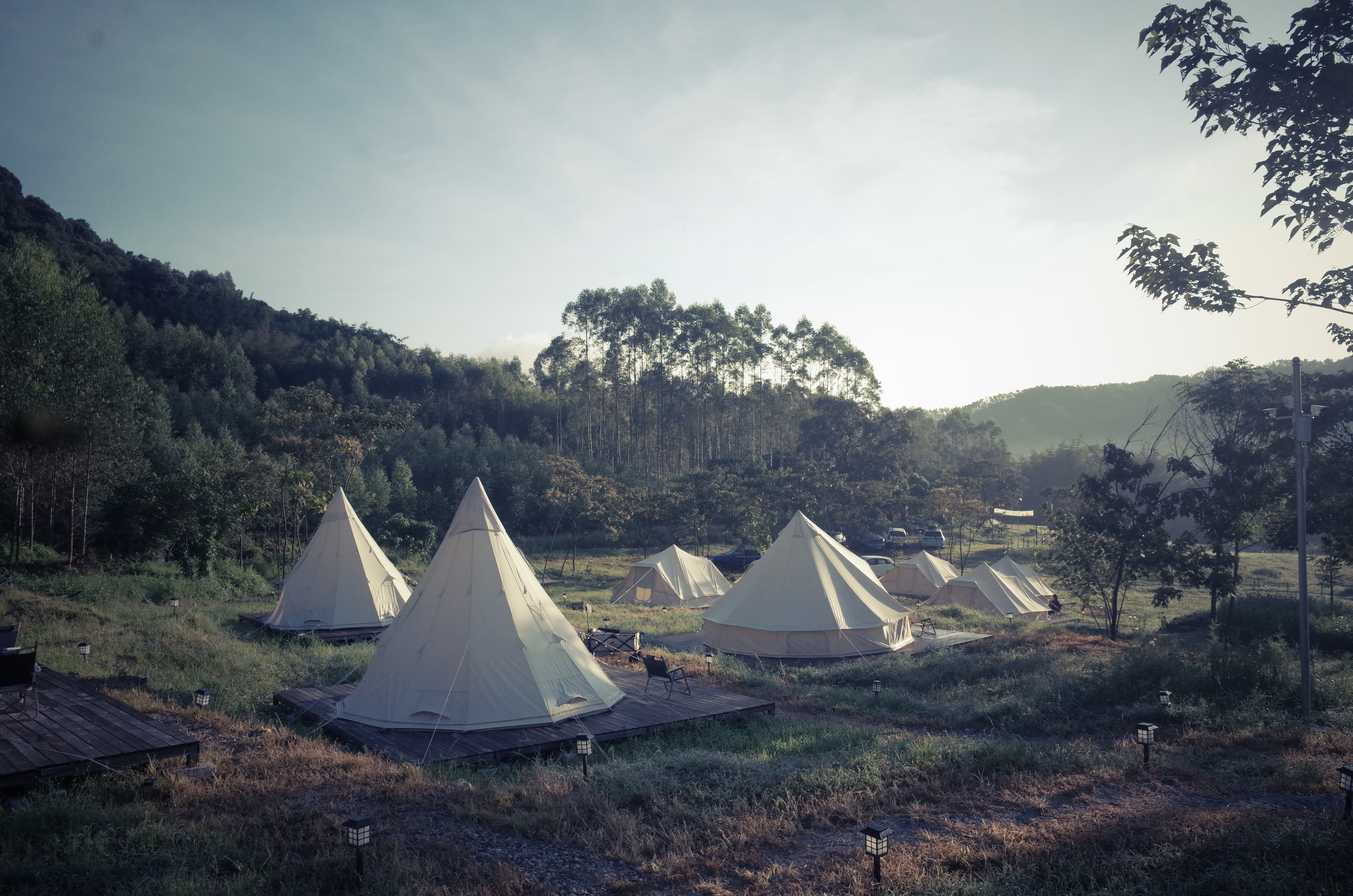 小资的中产幻想，明码标价999元