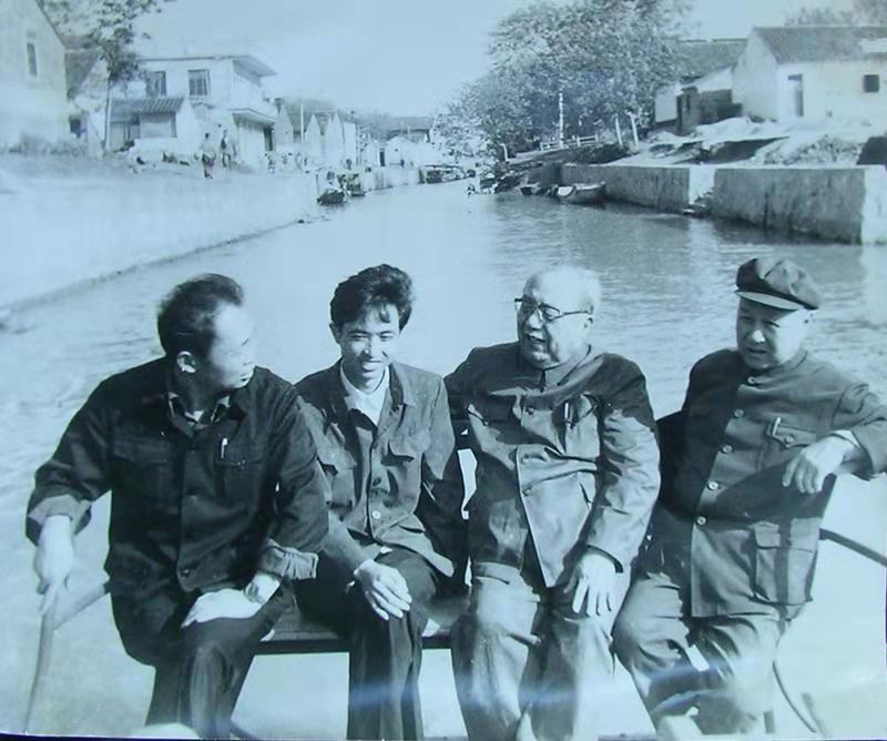 “费先生”与他的江村情结、再走一遍鲁迅的南京丨人文周刊荐读