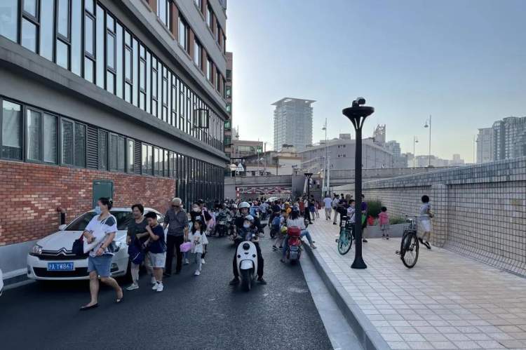 北苏州路和南苏州路,南苏州路