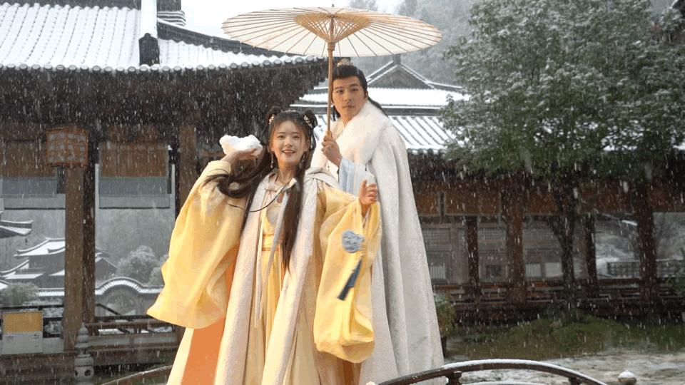 拜托给赵露思们好好梳下头