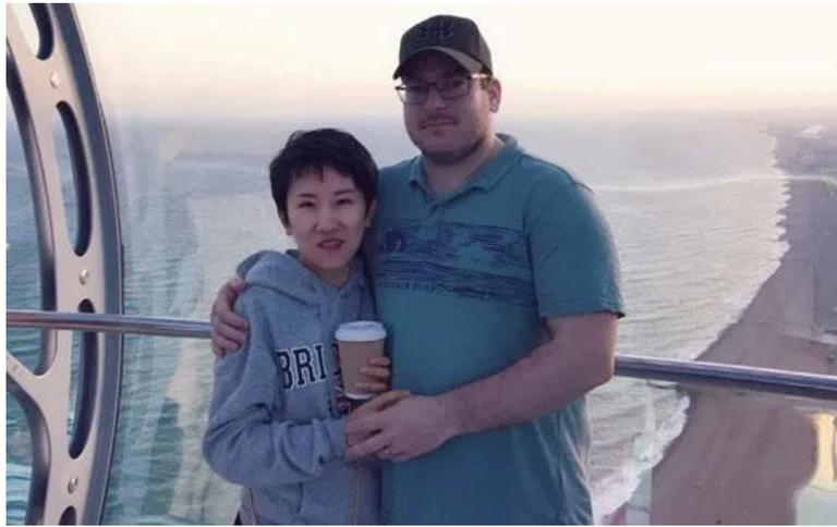 直播带货网红经济的社会影响,直播带货网红收入