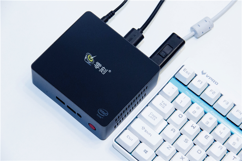 办公新选择，零刻BeelinkEQ55体验