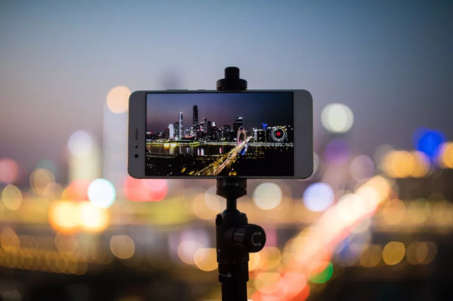 摄影摄像师教你三招手机拍摄技巧,手机如何拍摄提高手机照相技术