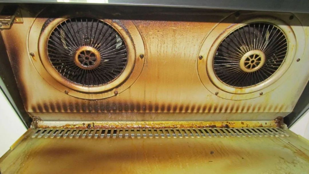 厨具生锈妙招,厨具生锈清洁小妙招