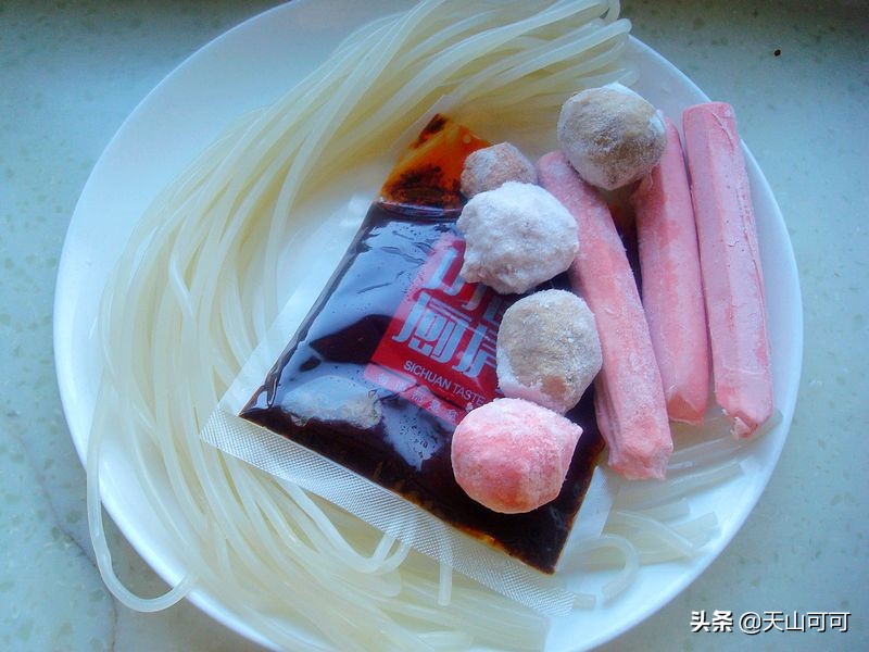 正宗炒新疆米粉的做法,疆新味新疆米粉