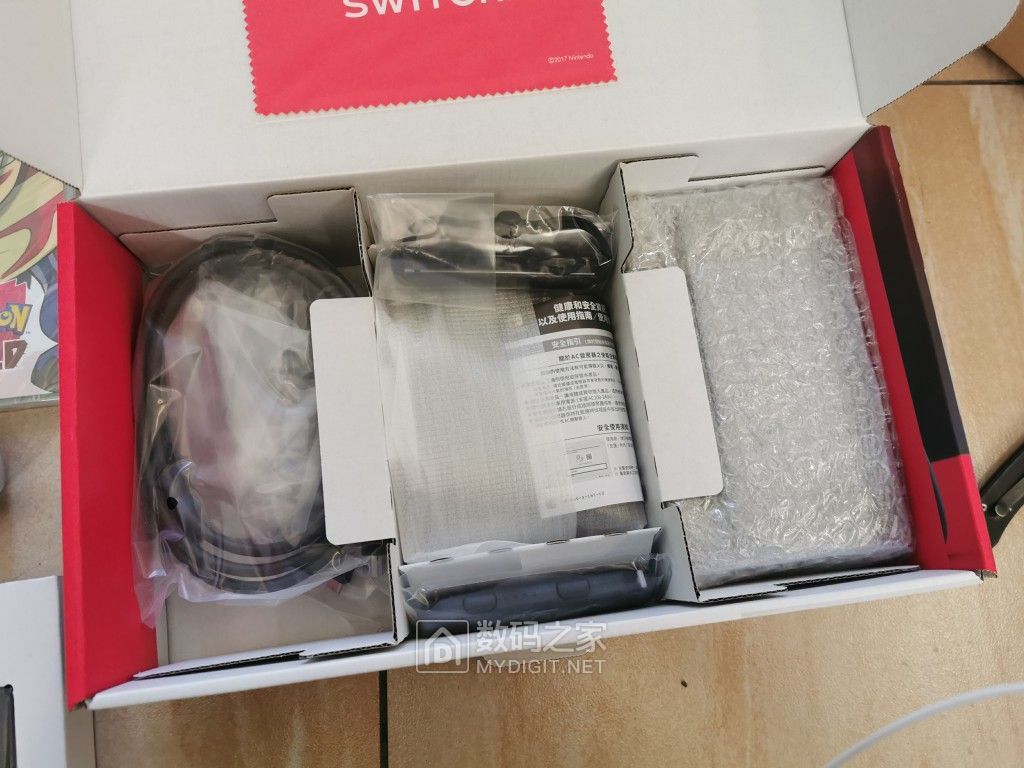 任天堂掌机switch日版开箱操作,任天堂switcholed宠物小精灵