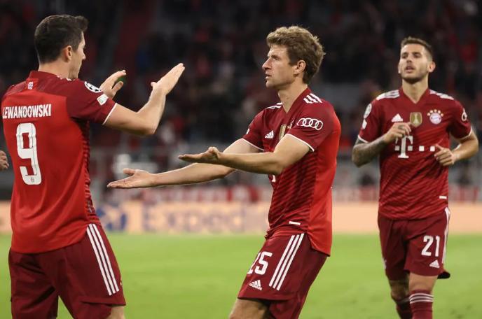 欧冠决赛c罗头球绝杀巴萨,欧冠夺冠之夜