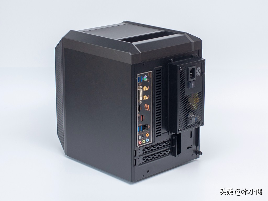 看腻了微软苹果系统？装台“黑Chromebook”电脑来玩玩吧