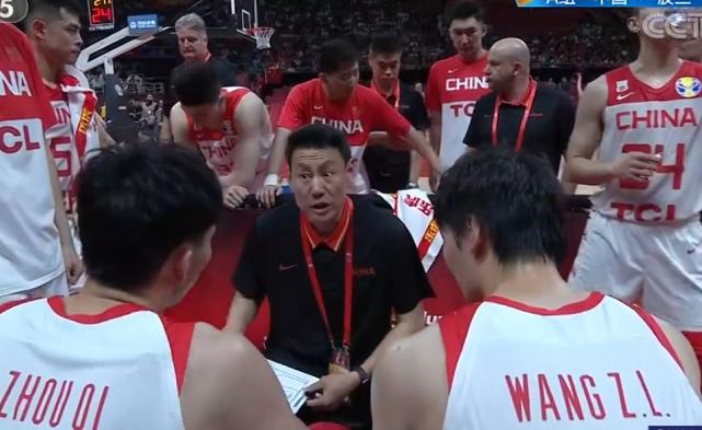 中国男篮边线发球,中国男篮李楠的战术