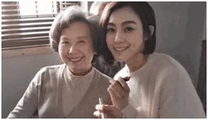 72岁奶奶平面模特,70岁奶奶惊艳超模坚持走秀9年