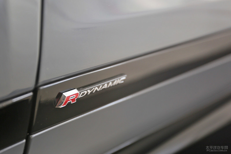 全新揽胜极光越野表现,全新一代路虎揽胜极光车评