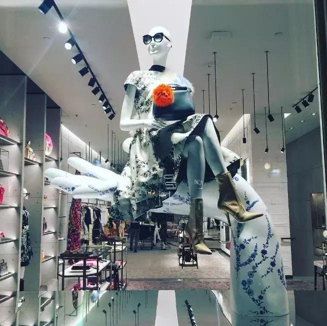 服装实体店生意不好怎么办,服装门店越来越难做