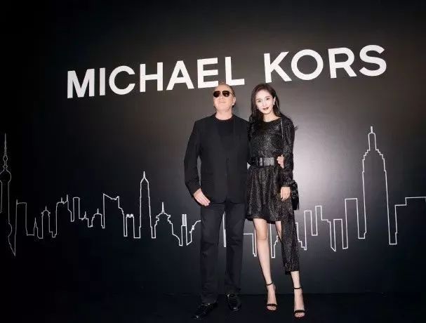 想入手一个大牌包包该怎么入手,千元的包推荐轻奢