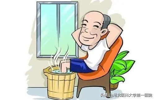 双脚肿是什么病的前兆,双脚肿疼痛是什么原因引起的