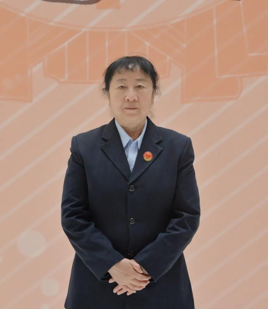 法院多元调解速裁工作会,法院速裁先进事迹材料范文