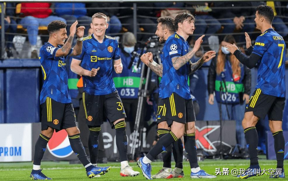 卡里克执教曼联三场比赛,赢球曼联