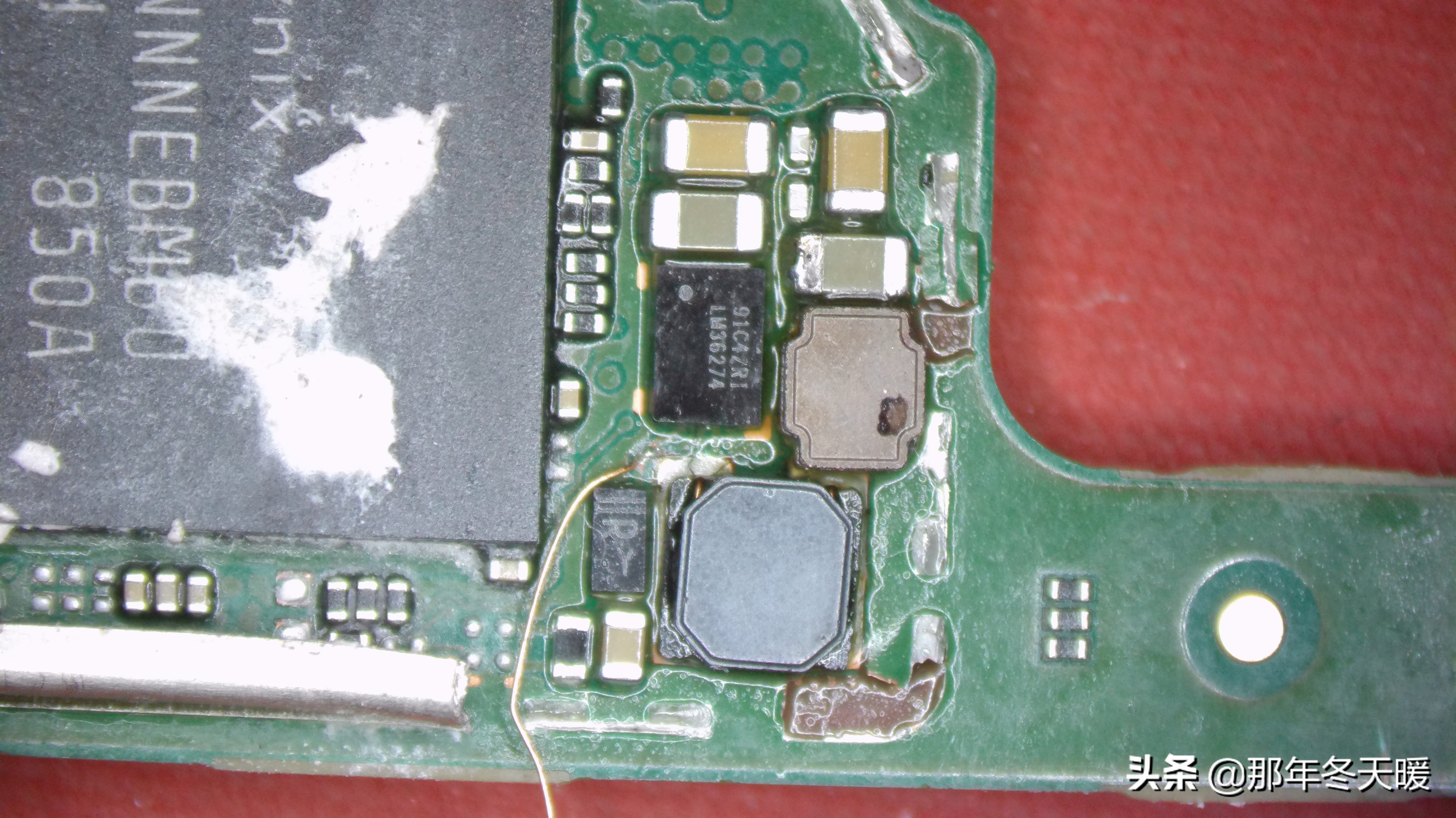 华为nova5i进水怎么修,华为nova10pro进水黑屏维修多少钱